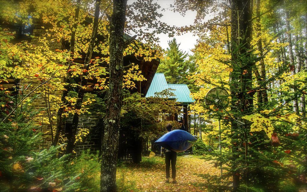 Trout Point Lodge Of Nova Scotia East Kemptville Exterior photo